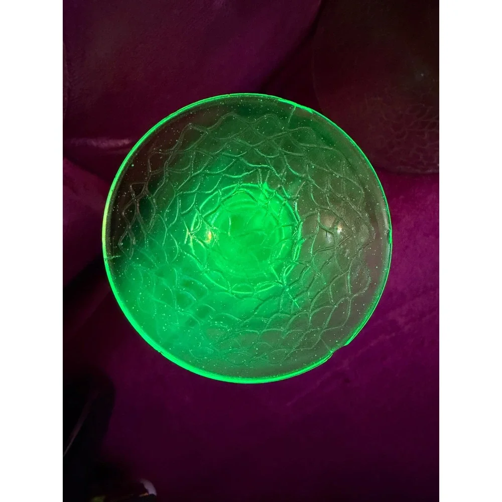 L.E. Smith By Cracky Canary Yellow Vaseline Uranium Glass Sherbet Cups Set of 2